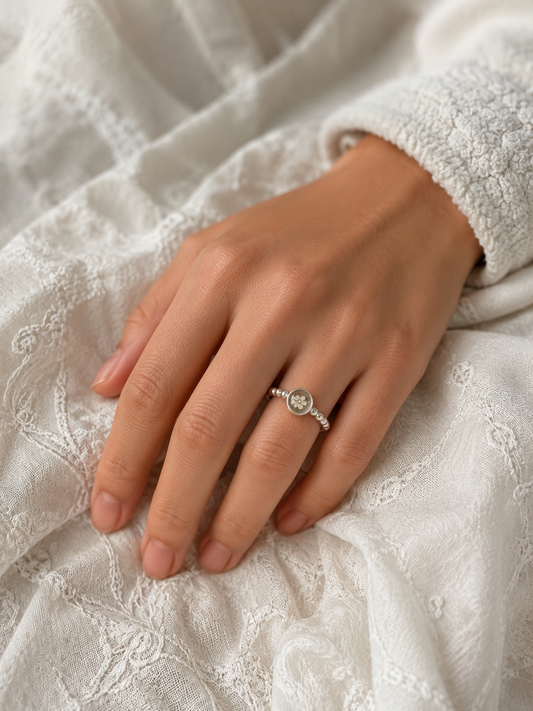Bague JADE - Fleurs blanches