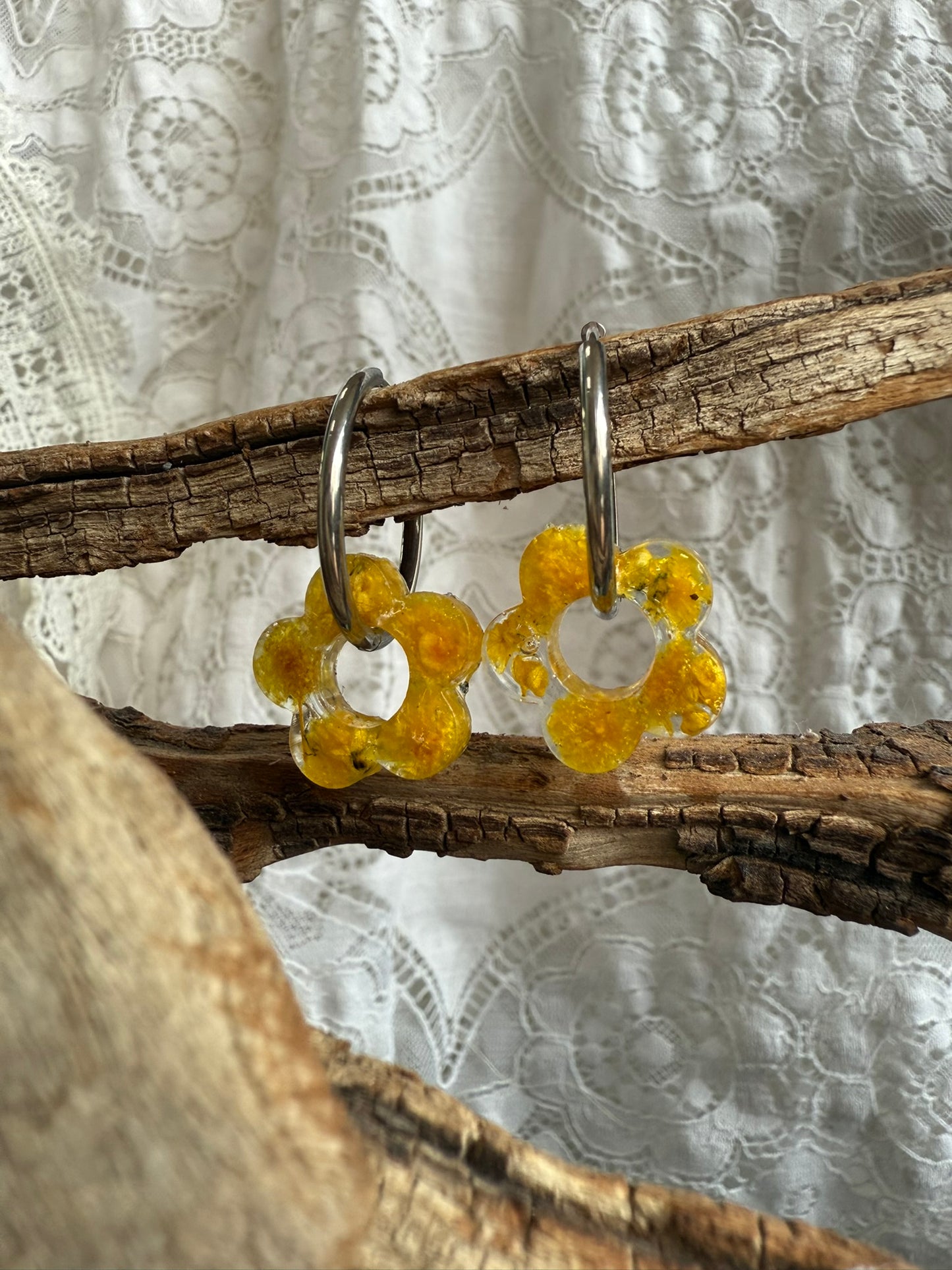 Boucle Apolline - Fleurs jaunes