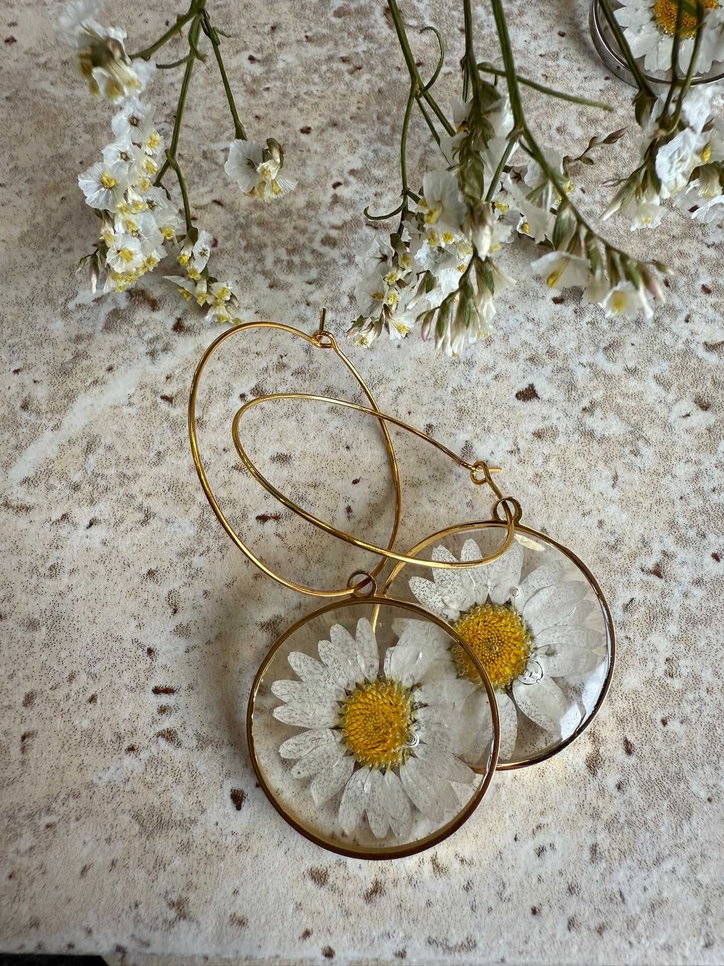 Boucle ESMEE - Fleur blanches